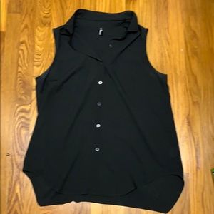 Women’s Small top